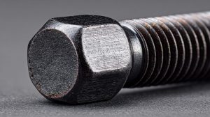 Винт DIN 912 с внутренним шестигранником класса 12.9